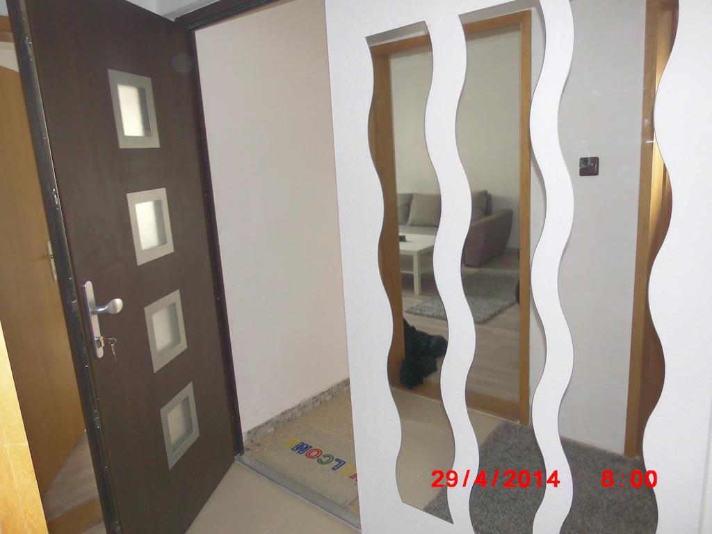 Frankfurt Airport & Fair Apartment Kelsterbach Szoba fotó